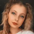 Yana из Кемерово, мне 24, познакомлюсь для виртуального секса