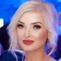 Лера из Сургута, ищу на сайте секс на одну ночь