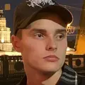 Егор из Калининграда, ищу на сайте на одну ночь