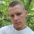 Максим из Старого Оскола, мне 25, познакомлюсь на одну ночь