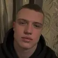 Я Виталик, 21, из Железногорска, ищу знакомства на одну ночь