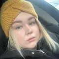 Я Арина, 25, из Челябинска, ищу знакомство для постоянных отношений