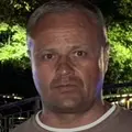 Я Evgeni, 42, знакомлюсь для открытые отношения в Москве