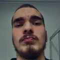 Я Михаил, 19, знакомлюсь для без обязательств в Москве