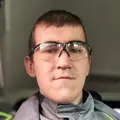 Искандар из Санкт-Петербурга, ищу на сайте открытые отношения