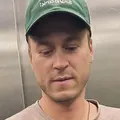 Александр из Москвы, мне 37, познакомлюсь для приятного времяпровождения