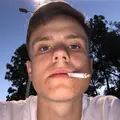Я Дима, 22, из Владивостока, ищу знакомства на одну ночь