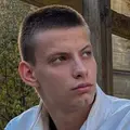 Я Аркадий, 23, знакомлюсь на одну ночь в Магнитогорске