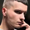 Я Артур, 26, знакомлюсь для приятного времяпровождения в Санкт-Петербурге