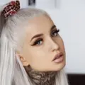 Лена из Озерска, ищу на сайте секс на одну ночь