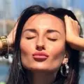 Лена из Анапы, ищу на сайте постоянные отношения