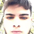 Я Ваня, 21, из Ессентуков, ищу знакомство для приятного времяпровождения
