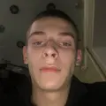 Я Максим, 18, из Ярославля, ищу знакомство для приятного времяпровождения