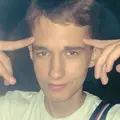 Я Сеня, 20, из Химок, ищу знакомство для приятного времяпровождения