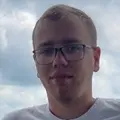Антон из Новокубанска, мне 18, познакомлюсь для секса на одну ночь