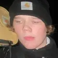 Я Егор, 20, из Заволжья, ищу знакомства на одну ночь