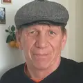 Я Виктор, 60, знакомлюсь для секса на одну ночь в Шадринске