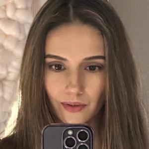 Я Наташа, 35, из Санкт-Петербурга, ищу знакомство для совместных путешествий