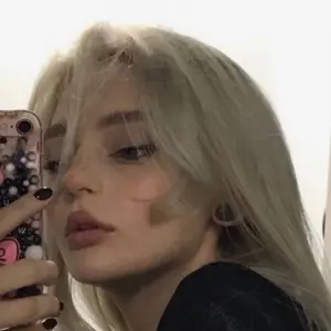 Анна из Ивантеевки, ищу на сайте постоянные отношения
