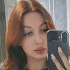 Я Харитонова, 18, из Омска, ищу знакомство для совместных путешествий
