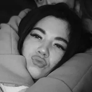 Я Александра, 25, из Новокузнецка, ищу знакомство для дружбы
