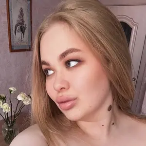 Я Алина, 23, из Москвы, ищу знакомство для совместных путешествий