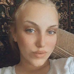 Катя из Гулькевичей, ищу на сайте общение