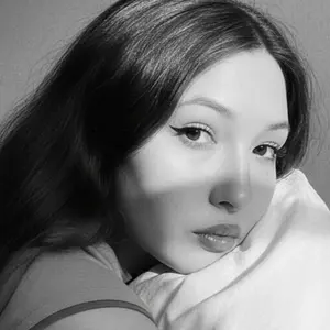 Я Алиса, 26, знакомлюсь на одну ночь в Москве