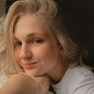 Я Ксюша, 27, знакомлюсь для общения в Кизляре