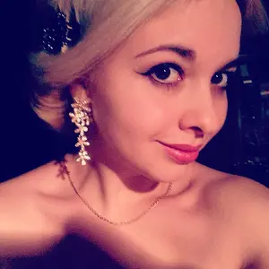 Валерия из Зверева, мне 34, познакомлюсь для приятного времяпровождения