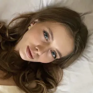 Я Анна, 26, из Ейска, ищу знакомство для виртуального секса