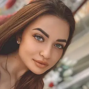 Я Елизавета, 24, знакомлюсь для секса на одну ночь в Чите