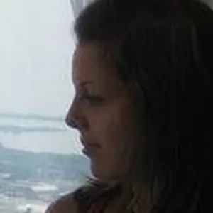 Я Валентина, 18, из Ларева, ищу знакомство для постоянных отношений