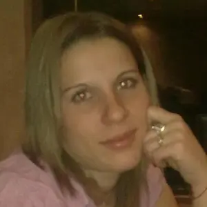 Елизавета из Среднеуральска, ищу на сайте секс на одну ночь