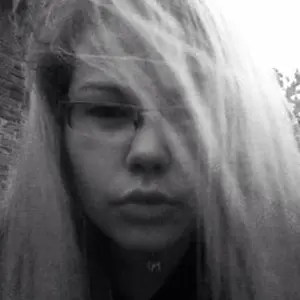 Я Елена, 24, из Выгоды, ищу знакомство для общения