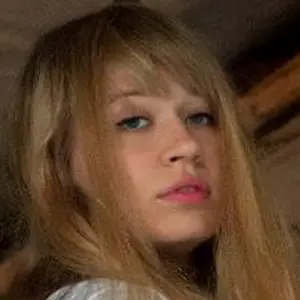 Юлия из Дубно, мне 23, познакомлюсь для общения