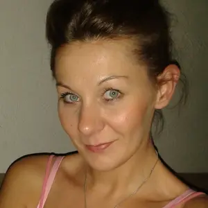 Александра из Жашкова, мне 27, познакомлюсь на одну ночь