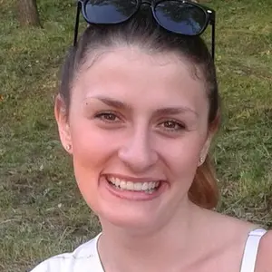 Лариса из Слонима, мне 25, познакомлюсь для постоянных отношений