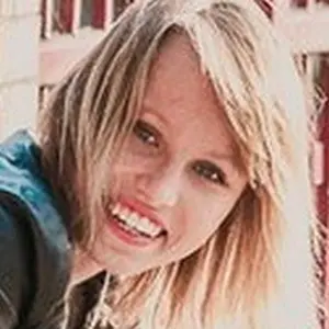 Я Злата, 19, из Академгородка, ищу знакомство для постоянных отношений