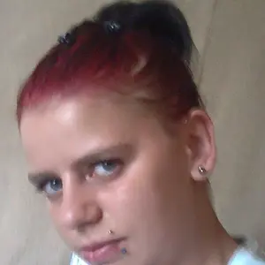 Я Евгения, 23, знакомлюсь для регулярного секса в Верещагине