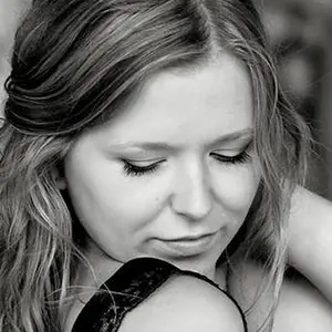 Руслана из Ужура, ищу на сайте секс на одну ночь