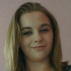 Я Яна, 21, знакомлюсь для регулярного секса в Бавлах