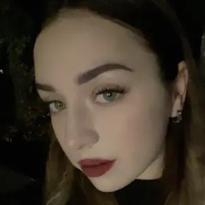 Дарья из Новосибирска, мне 19, познакомлюсь на одну ночь