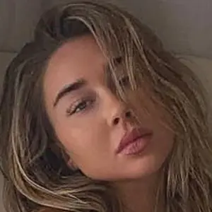 Я Лера, 25, из Новосибирска, ищу знакомство для приятного времяпровождения