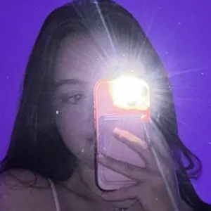 Я Вероника, 20, из Москвы, ищу знакомства на одну ночь