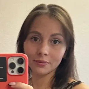 Я Оксана, 26, из Новосибирска, ищу знакомство для приятного времяпровождения