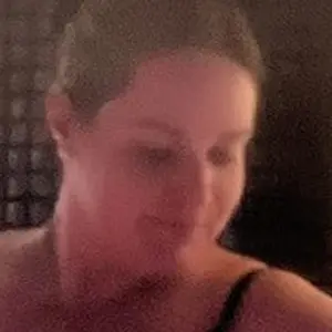 Амелия из Уфы, ищу на сайте приятное времяпровождение