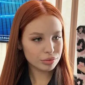 Елизавета из Кургана, мне 19, познакомлюсь для приятного времяпровождения