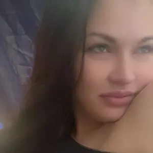 Я Дарина, 35, из Мурманска, ищу знакомства на одну ночь