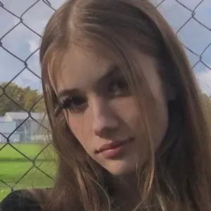 Lena из Сыктывкара, мне 21, познакомлюсь для совместных путешествий